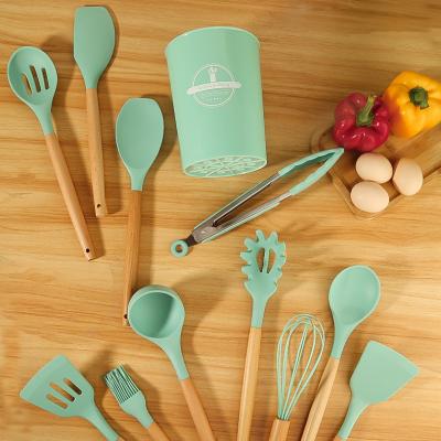 China Factory direct sale viable household 12 piece set non stick pot handle silicone wooden kitchen tools for sale