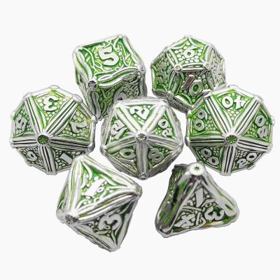 China Game Gambling Dice China Suppliers New Products Custom 6 Sided Black Dot Dice Plastic White Casino Dice for sale