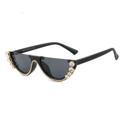 China Women Diamond Vintage Sunglasses 2021 Sun Glass Rhinestone Half Frame Luxury Fashion Sun Glasses Small for sale