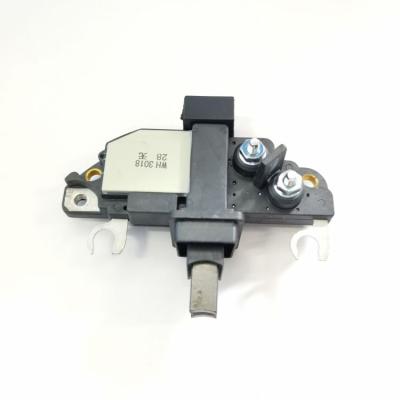 Cina High Quality Highest Car Alternator Yutong Kinlong Bus Alternator Voltage Regulator 8RL3018C. in vendita