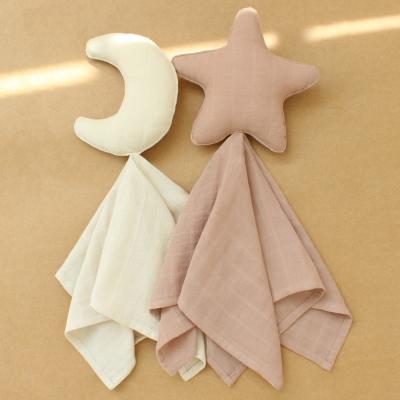 China New 2022 PORTABLE Cotton 100% Organic Star Moon Lovely Toy Ins Hot Sale Baby Comforter Muslin Security Blanket for sale