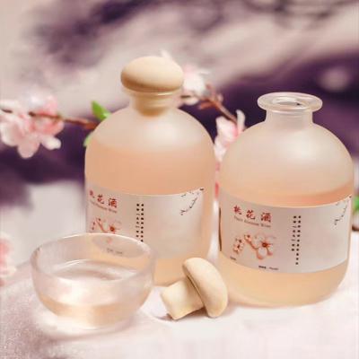 China Beverage 250ml 500ml Frosted Clear Fruit Juice Ice Liquor Spirit Vodka Wine Glass Bottles With Cork Stopper for sale