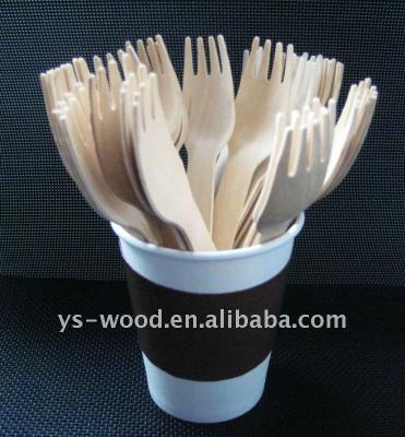 China Different dimensions disposable wooden forks from 140mm to 200mm for sale