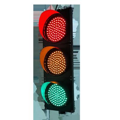 China UV-stabilized Polycarbonate 200mm 8 Inch LED Traffic Lights Waterproof IP65 CE EN12368 Approval for sale