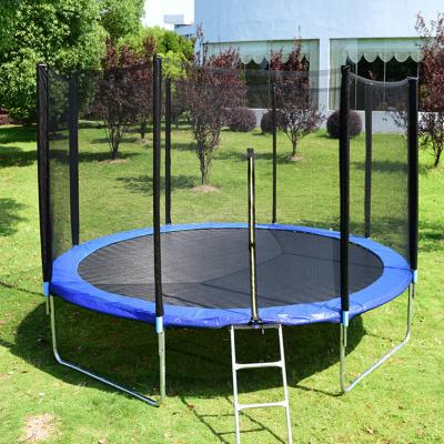 China With Protective 14 Ft Large Fitness Net Trampoline With Ladder Game Jumping Trampoline For Kids for sale