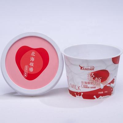 China Disposable plastic pp container with iml printing iml yogurt cup yogurt packaging container for sale