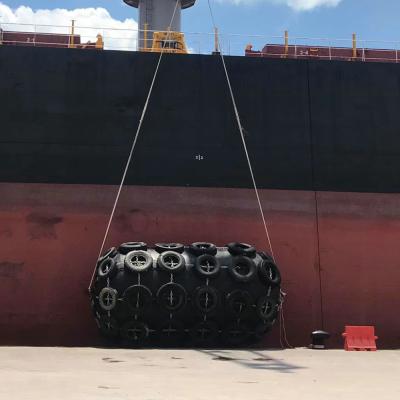 China DST\STS ISO17357 Pneumatic Rubber Fender Yokohama Type Floating With High Air Tightness Boat To Dock for sale