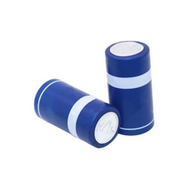 China PVC tear bottle heat shrinkable cap different size wine bottle sealing cover custom logo PVC shrink capsule zu verkaufen