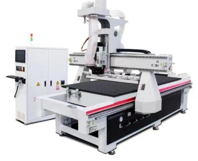 China Linear Auto Tool Changer ATC 1325 2040 Chinese CNC Wood Carving Cutting Router Machine CNC Router With Tool Changer for sale