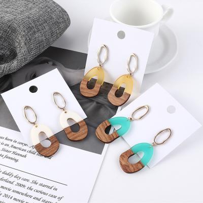 China 2020 Wholesale And Retail Retro Wooden Earrings BOHEMIA Set Resin Fashion Earrings For Lady for sale