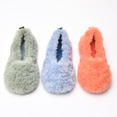 China OEM Fashion Trend Sales Warm Indoor Multiple Color Winter Comfortable Shoes With Sheepskin Women Lady Girls Bedroom Slippers for sale