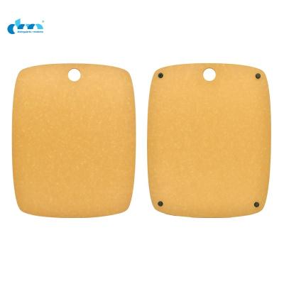 China Sustainable Wood Fiber Heat Resistant Cutting Board Chopper For Restaurant for sale