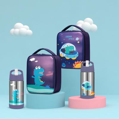 China Sustainable Custom Kids Insulated Lunch Bag And Stainless Steel Vacuum Double Wall Thermal Insulated Water Bottle Set for sale