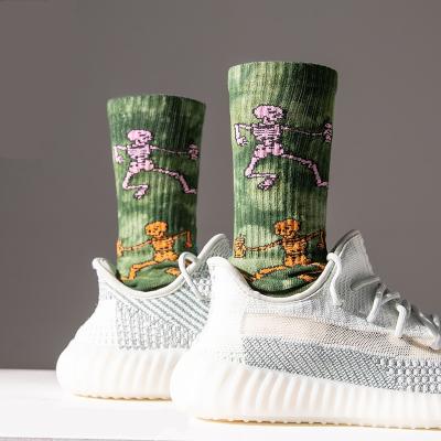 China Cartoon Skull Sports Logo Sports Socks Cotton Shunxin Tube Crew Tie Dye Loose Fit Elastic Socks Terry Skateboard High Socks for sale