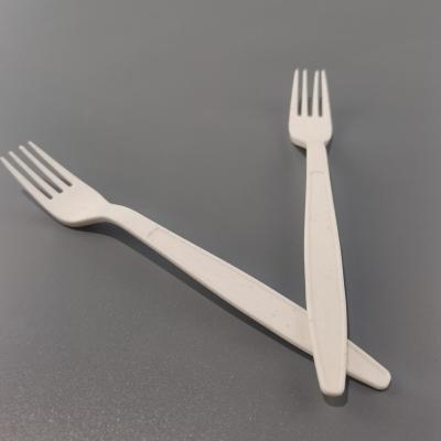 China Eco-Friendly Biodegradable Manufacturers Sell Low Price Eco-Friendly Cutlery Disposable PLA Biodegradable Plastic Fork for sale