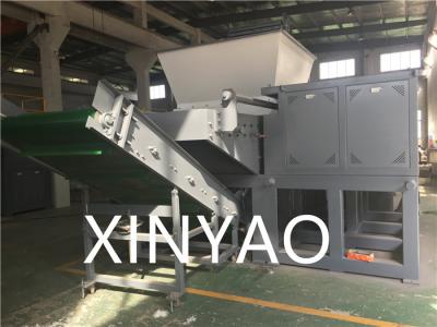 China Hydraulic Pusher Single Shaft Shredder Machine for Hard Plastics for sale