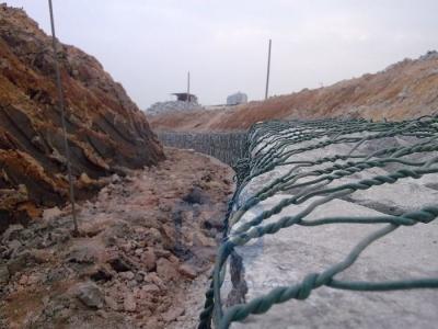 China Customized Hexagonal Wire Netting Bridge Protection Water And Soil Protection for sale