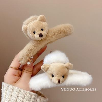 China Decoration best-selling plush hair claw the new bear cute back head girl cute big haircut shark hair accessories for sale