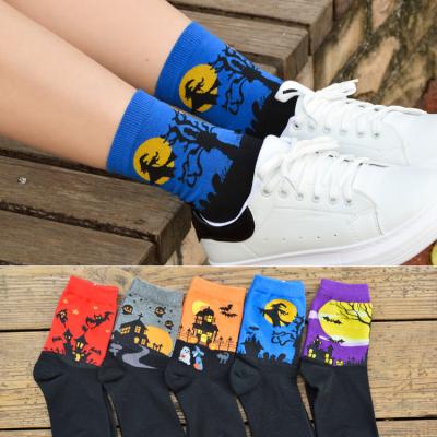 China High Quality Breathable Couple Halloween Winter Socks Printed Cotton Crew Men Women Socks For Party for sale