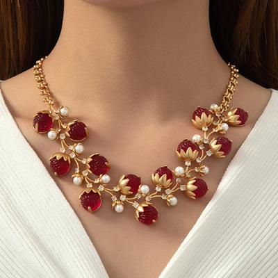 China Environmental Friendly 18k Gold plated Zircon Pendant Pearl Stainless Steel Jewelry Set Fashion Luxury Flowers necklace for sale