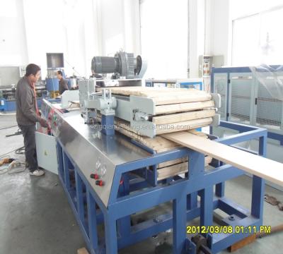 Китай Plastic profile cost price cpvc profile extrusion machine, PVC window door floor extruder production line продается