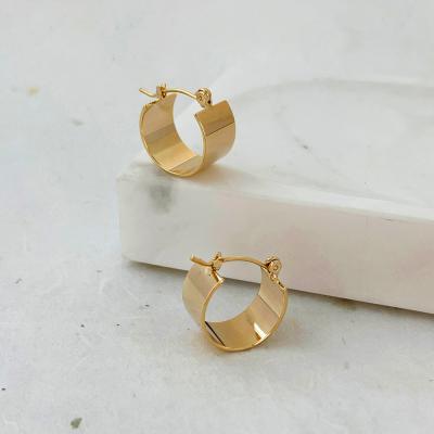 China Smooth Chunky Wide Brass Hoop Earrings E0599 14k Gold Plated Chunky Wide Brass Hoop Earrings For Women Small Minimalist Smooth Hoop Earring for sale