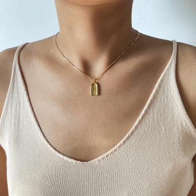 China Geometric Pendant Herringbone Chain Necklaces N0477 18k Gold Plated n Snake Chain Pendant Necklaces For Women Geometric Pendant Herringbone Chain Necklaces for sale