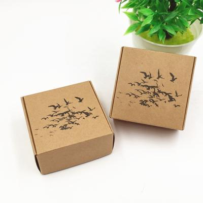 China Sushi Boxes Clothing Lipgloss Pencil Eyelashes Snack Cake Paper Meal Box for sale