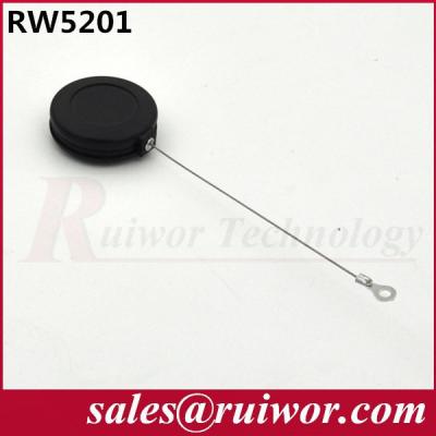 China Correa de acero retractable de la seguridad del cable del cm de longitud 82 con el terminal del anillo en venta