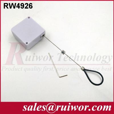 China White Square Plastic Pull Box With Prevent Scratching Adjustable Loop 3.2x3.2x1.6Cm for sale