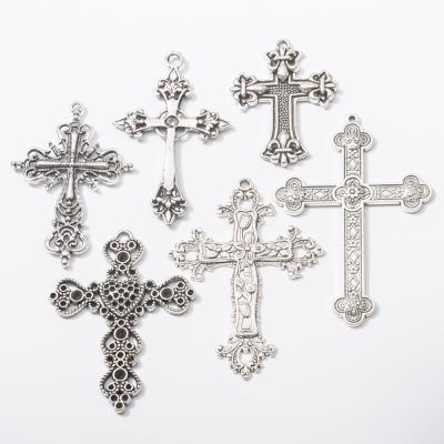 China Wholesale Antique Silver Antique Alloy Gold Plating Cross Necklace Pendant Hallow Cross Necklace Pendant for sale