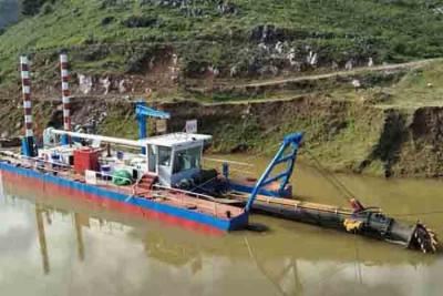 China Alta Capacidade 750 cbm/h 18 polegadas Hidráulico Novo Cortador Sucção Dredge Máquina Para Lodo Dredging em Lagoa à venda