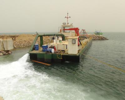 Cina 3800 m3/h Hydraulic Dredging Machine with Cutter Head Diameter of 0.5m Dredging depth 15 m in vendita