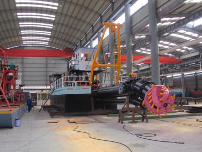 China 8 m Dredging depth Small Cutter Suction Sand Mining Dredging Dredger with Equiped Spud Carriage zu verkaufen