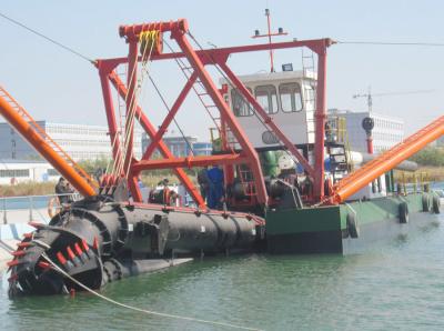 中国 Small 12-inch African river sand pumping cutter suction dredger with a sand pumping capacity of 300m3/h 販売のため