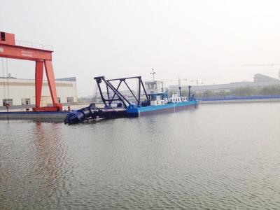 Cina 6 inch to 26 inch Cutter Suction Sand Mud Dredging Boat for Dock Dredging Depth 15 meters Underwater in vendita