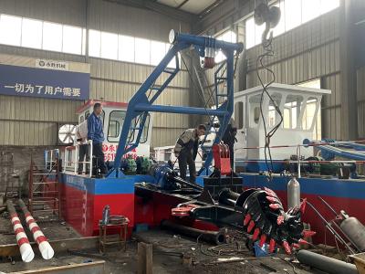 China Small Sand Dredging Ship High Capacity Sand Extraction Solution for Various Needs Dredging Depth 8m zu verkaufen