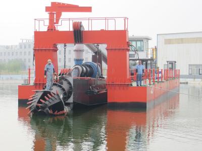 China Customized 18 inch Sand Mining Dredgers with Spud Carriage and Sand Dredging from Sea or Port zu verkaufen