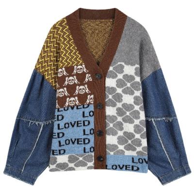 China 2022 Autumn Retro Breathable Lazy V-Neck Long Sleeve Jacquard Sweater Stitching Loose Knitted Cardigan Ladies Sweater for sale