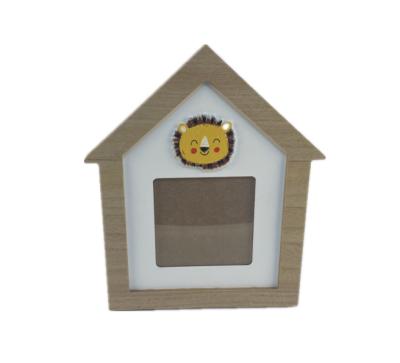 China Lion House Wooden Cartoon Photo Wooden Frame for sale