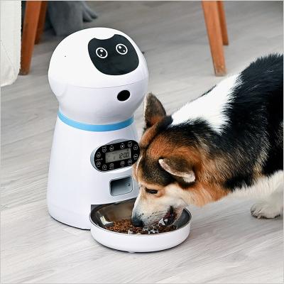 China Factory Sale Smart Automatic Home Dogs Automatic Cat Food Dispenser Robot Pet Driver for sale