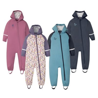 China Soem-Kundenbezogenheits-Kinderoverall für Baby-Mädchen imprägniern Overall-Spielanzug-im Freien mit Kapuze Regenkleidung zu verkaufen