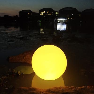 China Solar Garden 40CM LED Ball Floating Outdoor Water Lights Garden Lawn Decoration Lights Pool Color Snow Globe for sale