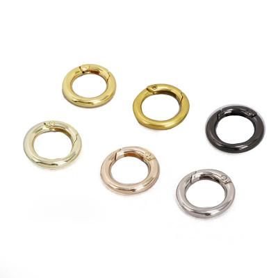 China Professional Wholesale Main Hook Clasp Zinc Coil Spring Ring Large Diameter Chain Key Ring for sale