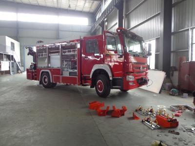 China Rescue Fire Brigade Truck Howo 4 X 2 Emergency Fire Fighting Truck With 5 Tons Crane for sale