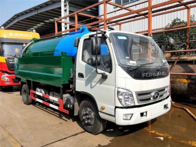 China De Schoonmakende Vrachtwagen van de rioleringszuiging 5000 van de Stofliter Tank met 2000 Litertank van het Hoge drukwater Te koop