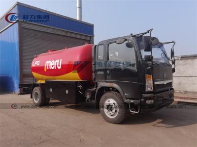 China Q345R Tank 5T LPG Bobtail Truck For Cylinder Refilling for sale