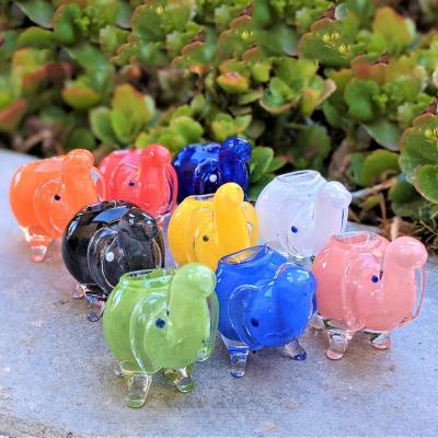 China New Design High Borosilicate Casual Pipe Elephant Cute Hand Herb Smoking Pipes 110mm for sale