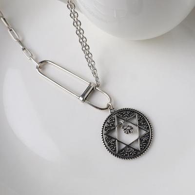 China CLASSIC Wholesale Pentacle Necklace with Neutral Twist Rope Necklaces Amulet Jewelry for daily for sale