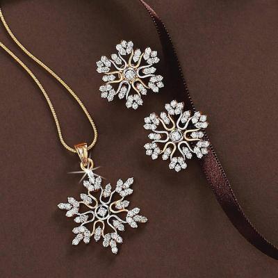 China INS CLASSIC Hot Accessories Women Jewelry Sets Snowflake Necklace Stud Earrings Set Valentine's Day Present for sale